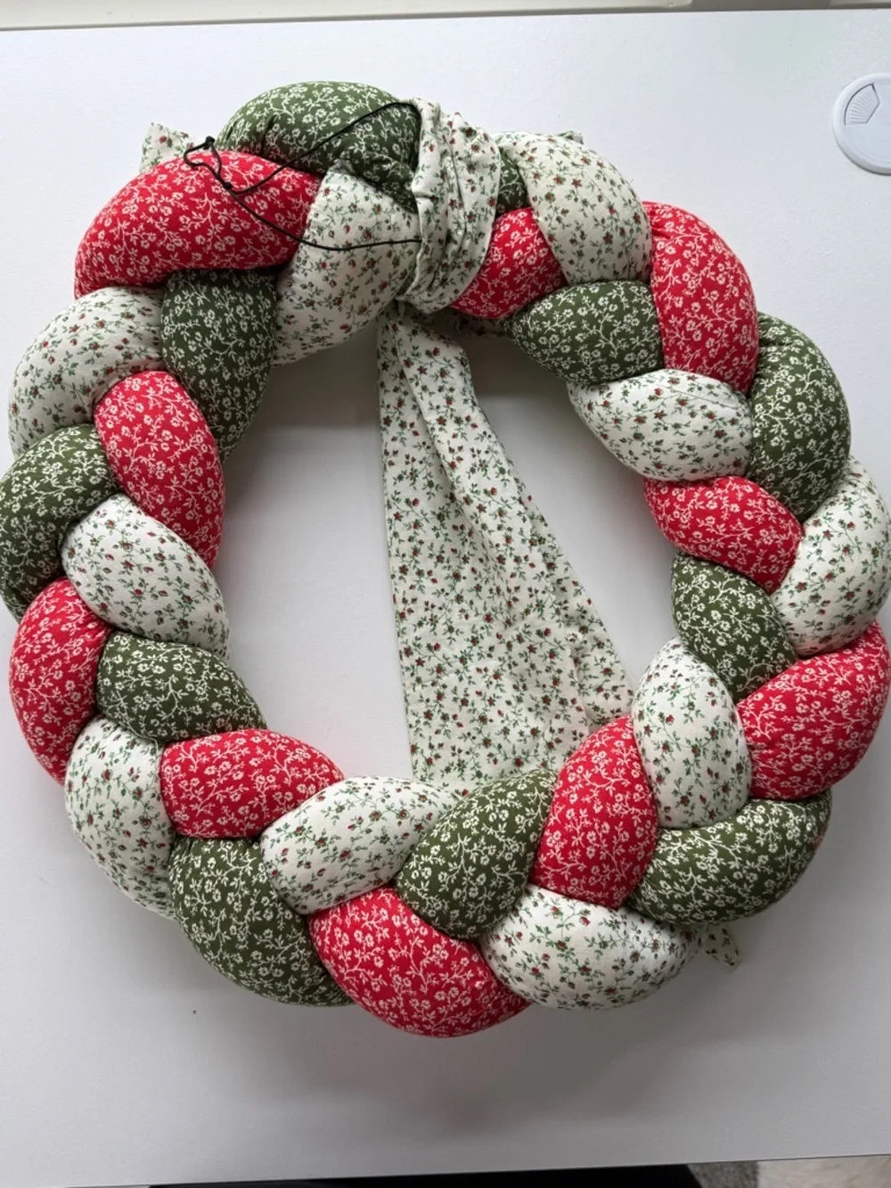 Vintage 80s Braided Fabric Christmas Wreath - Large 18” Calico Cottagecore